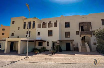 Villa - 3 Bedrooms - 4 Bathrooms for rent in Al Marsa Floating City - Amwaj Islands - Muharraq Governorate