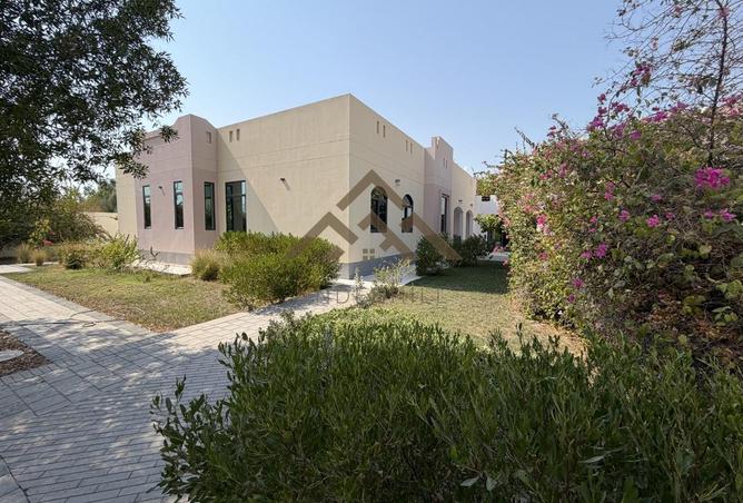 56827749 - Property Main Image