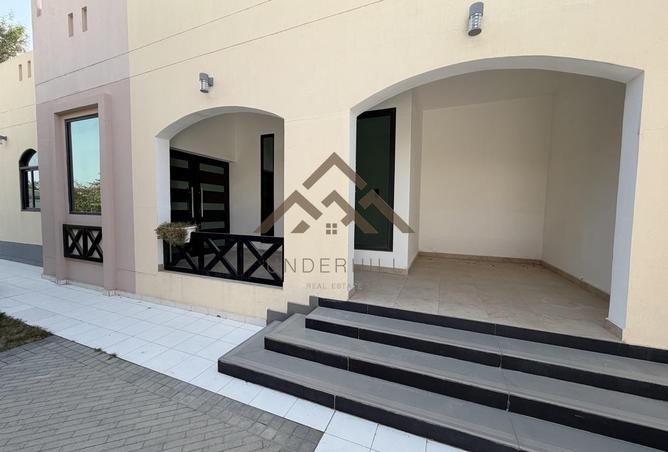 56827749 - Property Image 3