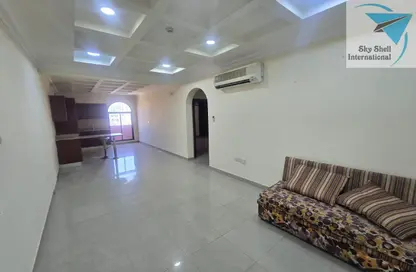 Apartment - 2 Bedrooms - 2 Bathrooms for rent in Um Al Hasam - Manama - Capital Governorate