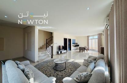 Villa - 5 Bedrooms - 5 Bathrooms for rent in Al Jasra - Northern Governorate