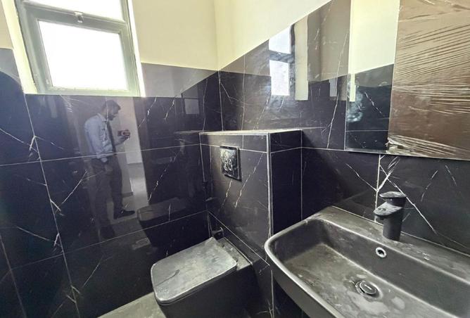 52700855 - Property Image 3