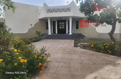 Compound - 4 Bedrooms - 4 Bathrooms for rent in Saar - Northern Governorate Compound - 4 Bedrooms - 4 Bathrooms for rent in Saar - Northern Governorate