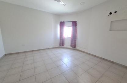 Apartment - 4 Bedrooms - 2 Bathrooms for rent in Jeblat Hebshi - Northern Governorate Apartment - 4 Bedrooms - 2 Bathrooms for rent in Jeblat Hebshi - Northern Governorate