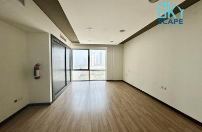Office Space - Studio - 3 Bathrooms for rent in Seef - Capital Governorate