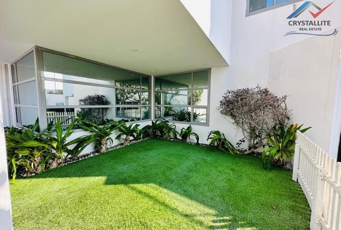 52489705 - Property Image 3