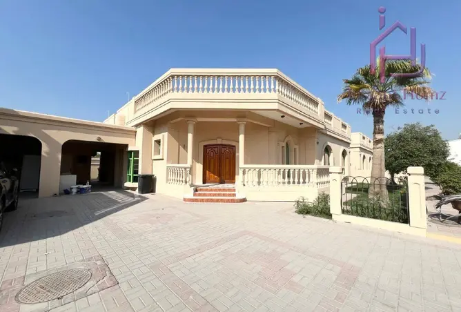 57122859 - Property Image 2