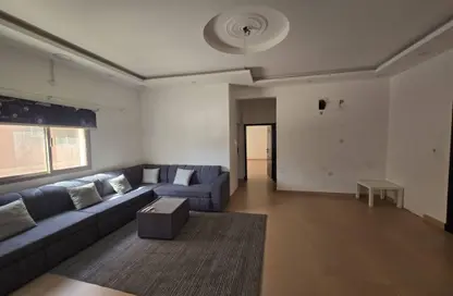 شقة - 3 غرف نوم - 2 حمامات للايجار في جد علي - المحافظة الوسطى