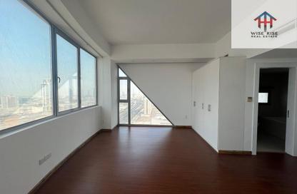 Apartment - 2 - 3 for rent in Sanabis - Manama - Capital Governorate