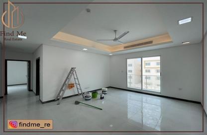 Apartment - 2 Bedrooms - 2 Bathrooms for rent in Jeblat Hebshi - Northern Governorate