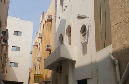 عمارة بالكامل - 8 غرف نوم - 6 حمامات للبيع في البسيتين - المحرق عمارة بالكامل - 8 غرف نوم - 6 حمامات للبيع في البسيتين - المحرق