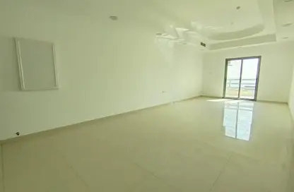 Apartment - 4 Bedrooms - 4 Bathrooms for rent in Hidd - Muharraq Governorate