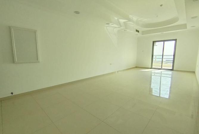 994223 - Property Main Image