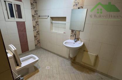 Apartment - 2 Bedrooms - 2 Bathrooms for rent in Galali - Muharraq Governorate