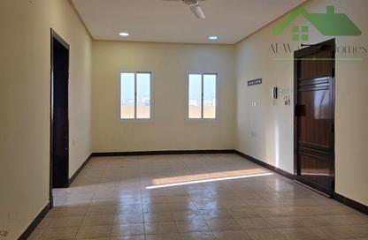 Apartment - 2 Bedrooms - 1 Bathroom for rent in Galali - Muharraq Governorate Apartment - 2 Bedrooms - 1 Bathroom for rent in Galali - Muharraq Governorate