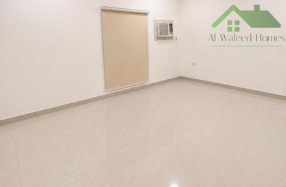 Apartment - 2 Bedrooms - 2 Bathrooms for rent in Galali - Muharraq Governorate Apartment - 2 Bedrooms - 2 Bathrooms for rent in Galali - Muharraq Governorate