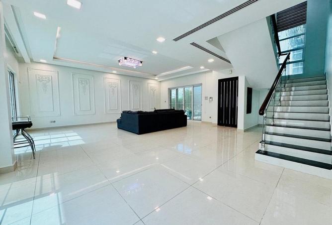 53033866 - Property Image 2