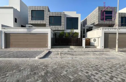 Villa - 4 Bedrooms - 5 Bathrooms for sale in Dilmunia Island - Muharraq Governorate