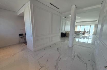 Penthouse - 3 Bedrooms - 4 Bathrooms for rent in Reef Island - Capital Governorate