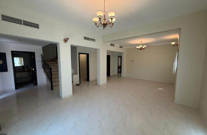 Villa - 5 Bedrooms - 5 Bathrooms for sale in Janabiya - Northern Governorate