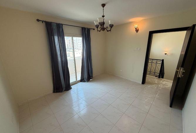 52300569 - صورة العقار 2