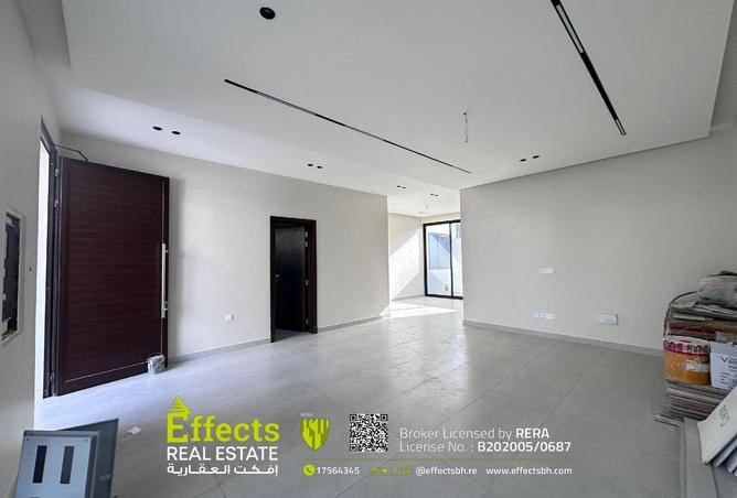 56610303 - Property Image 2