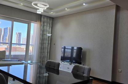 Apartment - 2 Bedrooms - 2 Bathrooms for rent in Abraj Al Lulu - Manama - Capital Governorate