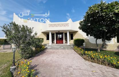 Villa - 4 - 4 for rent in Saar - Northern Governorate