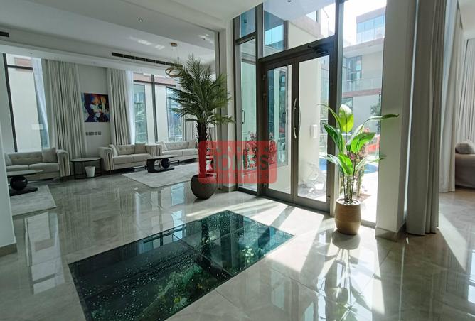 996191 - Property Image 2