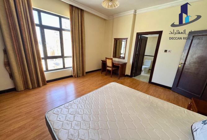 993354 - Property Image 2