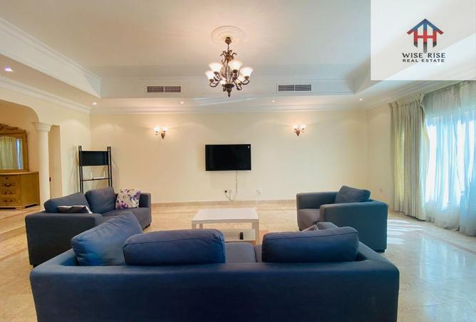 52010843 - Property Image 2