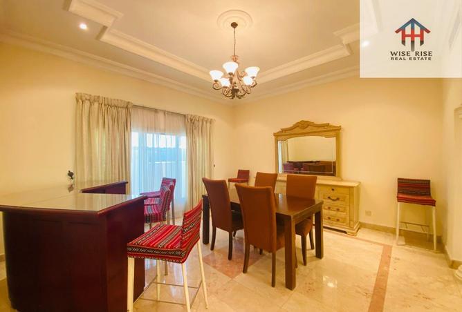 52010843 - Property Image 3