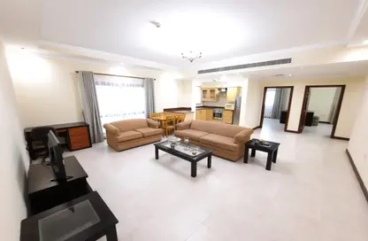 Apartment - 2 Bedrooms - 2 Bathrooms for rent in Mahooz - Manama - Capital Governorate