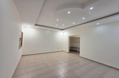 Apartment - 3 Bedrooms - 3 Bathrooms for rent in Alhajiyat - Riffa - Southern Governorate