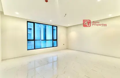 Apartment - 3 Bedrooms - 3 Bathrooms for rent in Zinj - Manama - Capital Governorate Apartment - 3 Bedrooms - 3 Bathrooms for rent in Zinj - Manama - Capital Governorate