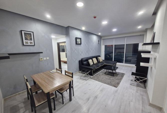 989796 - Property Image 2