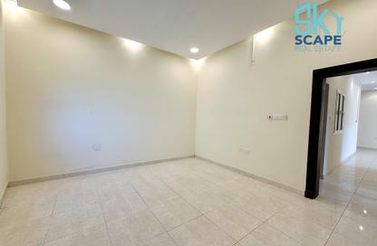 Office Space - Studio - 3 Bathrooms for rent in Seef - Capital Governorate