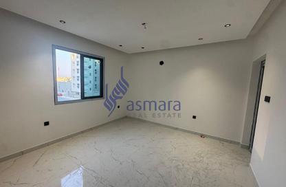 Apartment - 4 - 4 for sale in Hidd - Muharraq Governorate