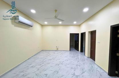 Apartment - 2 Bedrooms - 2 Bathrooms for rent in Segaya - Manama - Capital Governorate Apartment - 2 Bedrooms - 2 Bathrooms for rent in Segaya - Manama - Capital Governorate