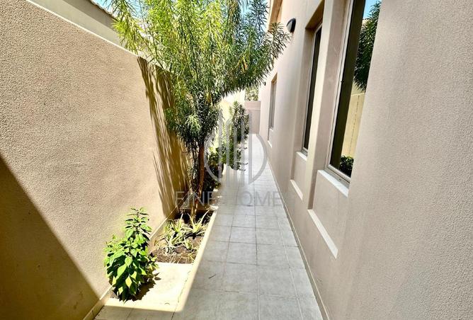 56423873 - Property Image 3