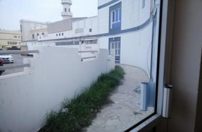 Villa - 5 Bedrooms - 6 Bathrooms for rent in Sanad - Central Governorate