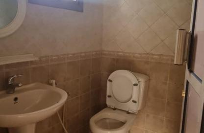 Whole Building - 7+ Bedrooms - 7+ Bathrooms for sale in Tubli - Central Governorate