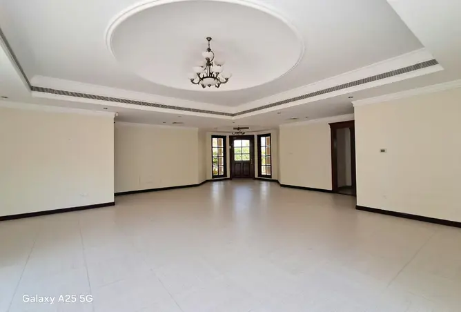 57639254 - Property Image 2