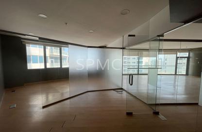 Office Space - 2 Bedrooms - 2 Bathrooms for rent in Sanabis - Manama - Capital Governorate