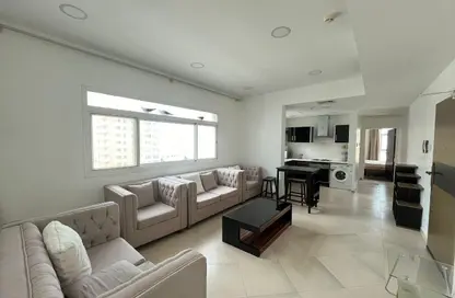 Apartment - 2 Bedrooms - 2 Bathrooms for rent in Janabiya - Northern Governorate