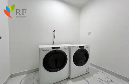 شقة - 2 غرف نوم - 2 حمامات للايجار في الجنبية - المحافظة الشمالية