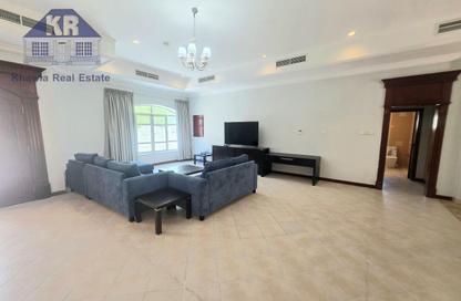 Villa - 3 Bedrooms - 4 Bathrooms for rent in Al Juffair - Capital Governorate