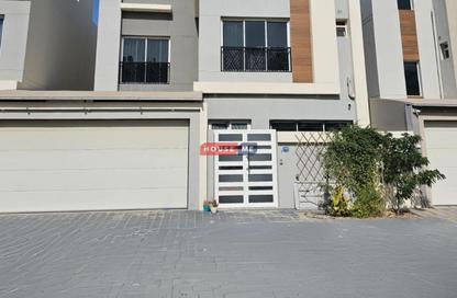 Villa - 4 Bedrooms - 6 Bathrooms for sale in Bani Jamra - Northern Governorate