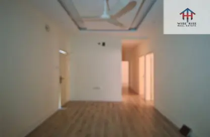 Apartment - 3 Bedrooms - 2 Bathrooms for rent in Busaiteen - Muharraq Governorate