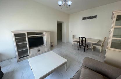 Apartment - 2 Bedrooms - 2 Bathrooms for rent in Al Juffair - Capital Governorate